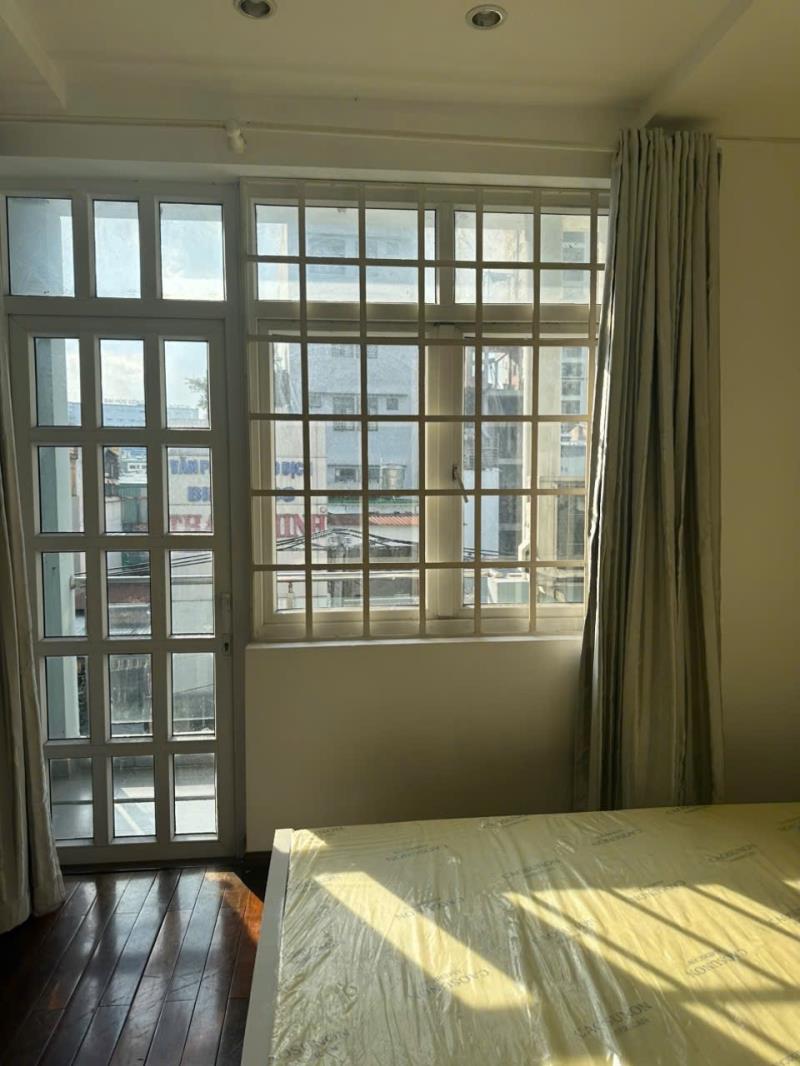 Căn hộ studio cực thoáng ban công thang máy 50m2 gần landmark81 metro văn thánh bình thạnh - 3