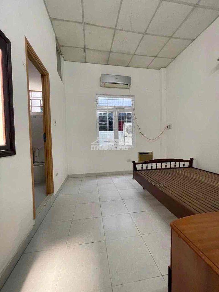 Cho thuê nhà 2 tầng 2pn/3wc mặt tiền lê đại - 3