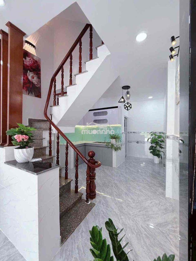 Chính chủ cần bán nhà đẹp 3 lầu 4pn đúc cứng cáp - 3