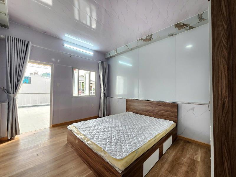Chdv ngay ga t3, hẻm 8m, 96m2, 4 tầng,7 phòng.doanh thu 50tr/th - 4