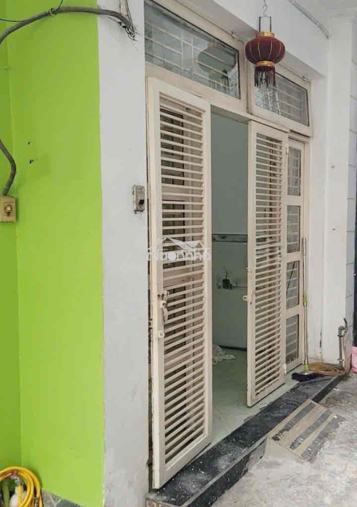 Nhà nguyên căn. hẻm bagac. nơ trang long. b.thạnh. hình thật 100%.