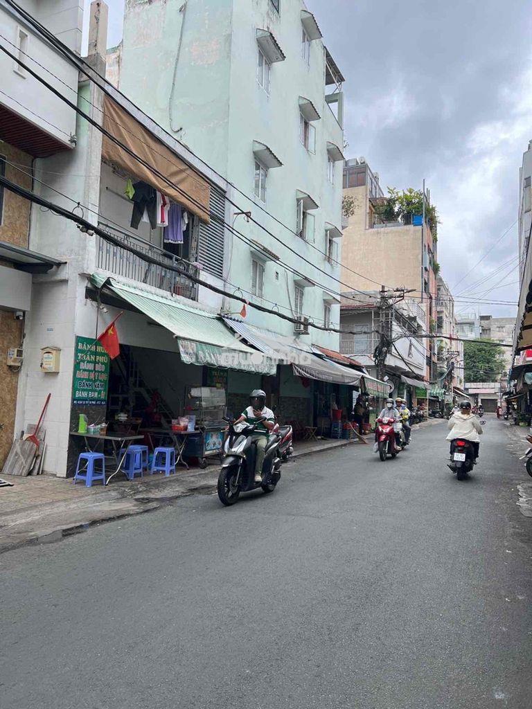 Nhà 3 tầng trung tâm trần phú quận 5, chỉ 3,599tỷ - 2