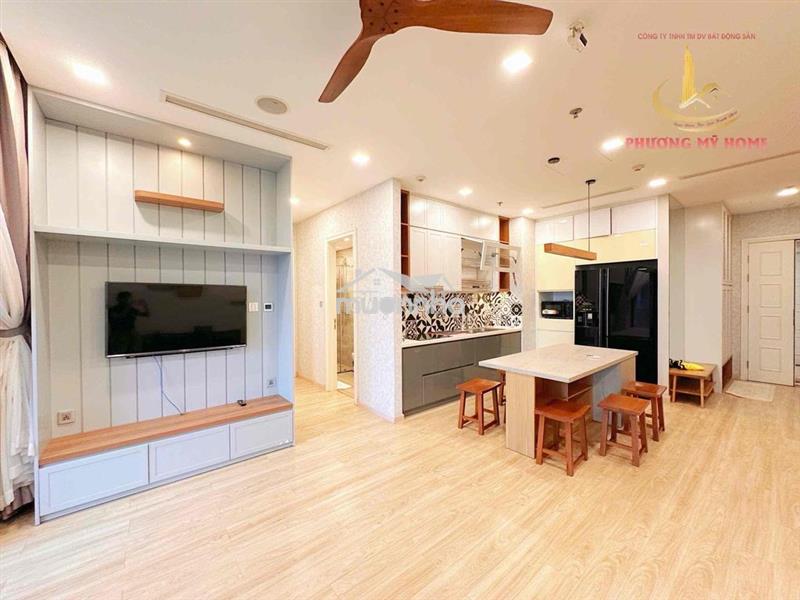 Cho thuê 2pn vinhomes golden river q1 – view city – 79m² – 27tr  🏡