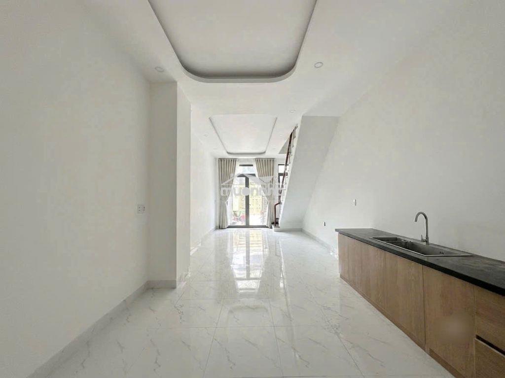 Cho thuê nhà mã lò -mới  -2 tầng -52m2-đường 8m có lề -sát mặt tiền - 3