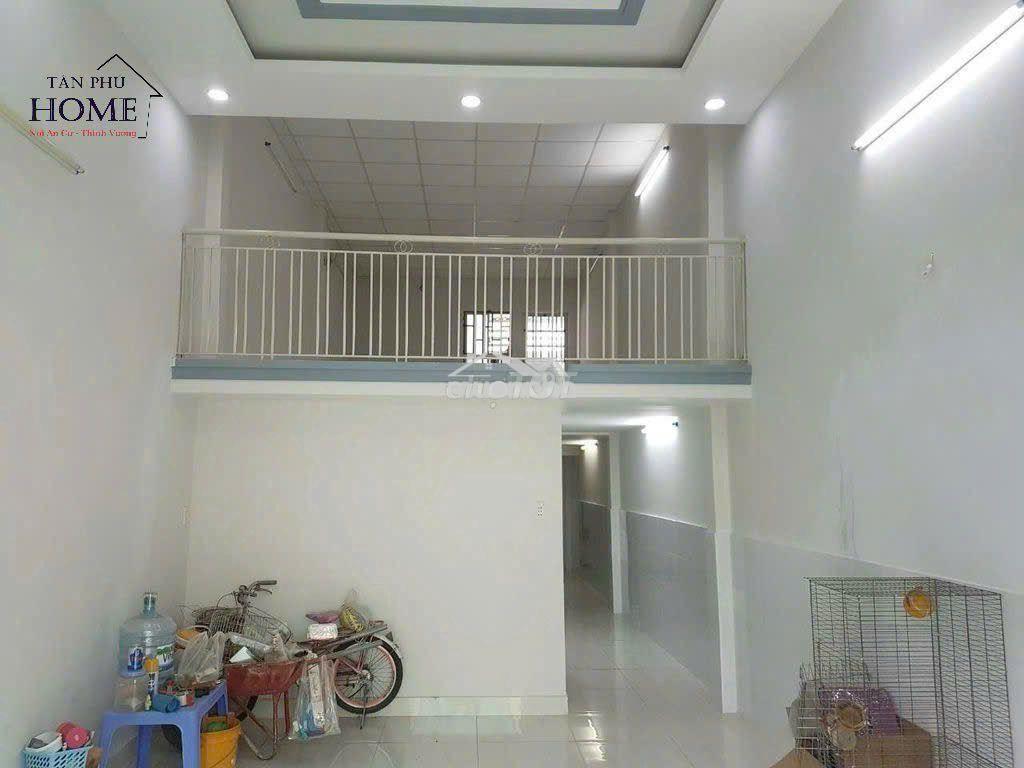 Cho thuê nhà như biệt thự sân vườn yên tĩnh 4 x 25 m nguyễn hữu tiến  - Ảnh 3