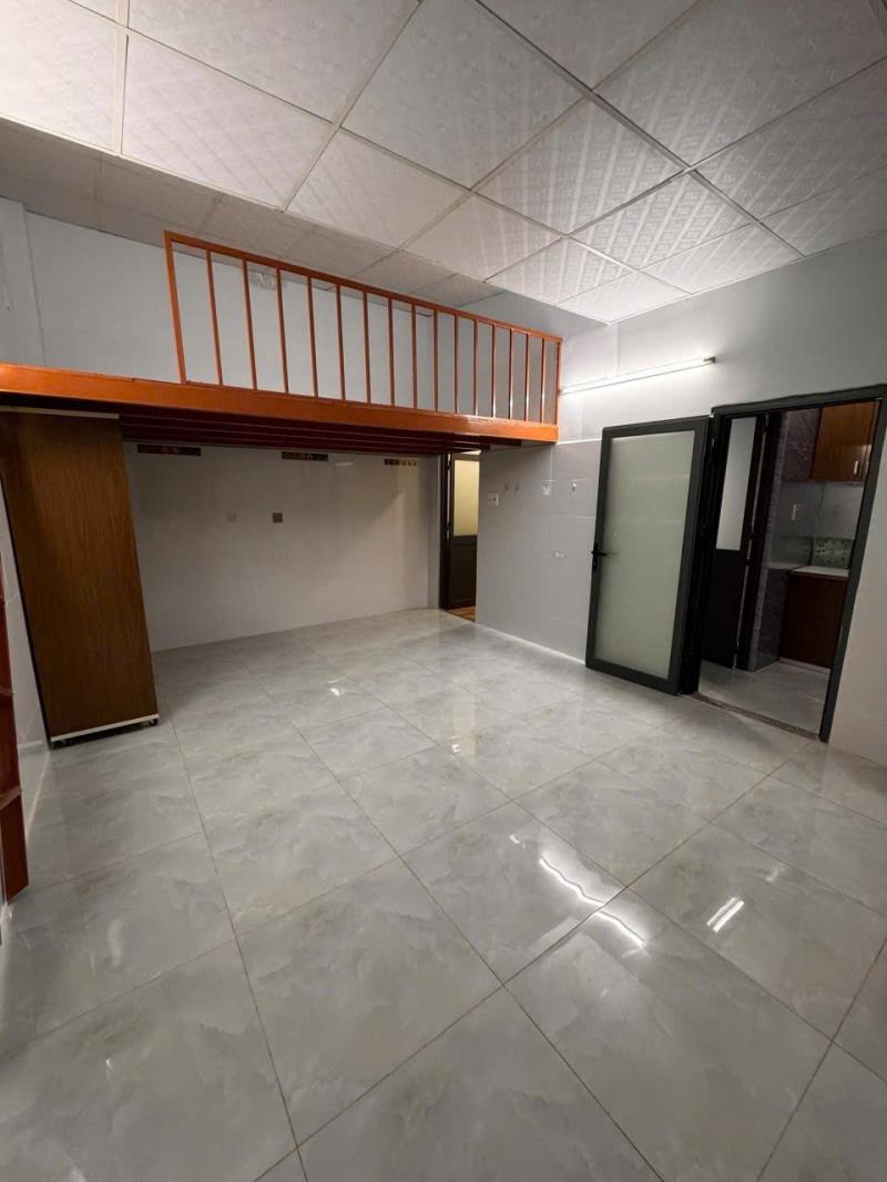 Cho thuê phòng gác cực rộng, ban công, tách bếp – điện biên phủ, bình thạnh gần uef, ftu2, uth - Ảnh 2