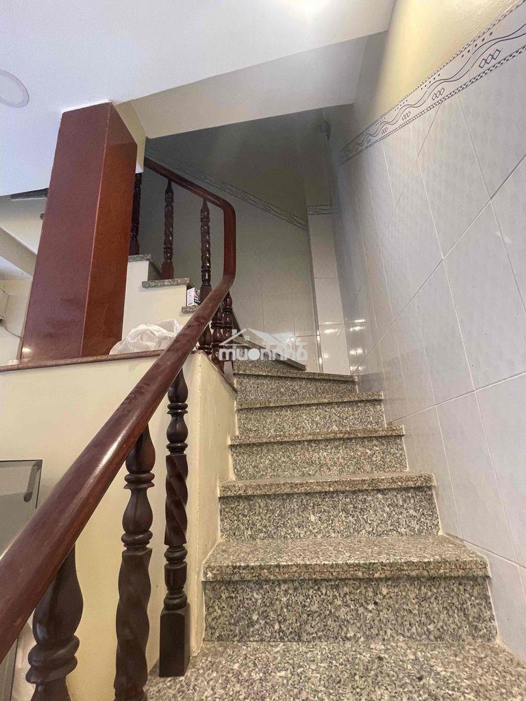 Cho thuê nguyên căn nhà đươfng nguyễn xí  bình lợi trung  p13 củ - Ảnh 3