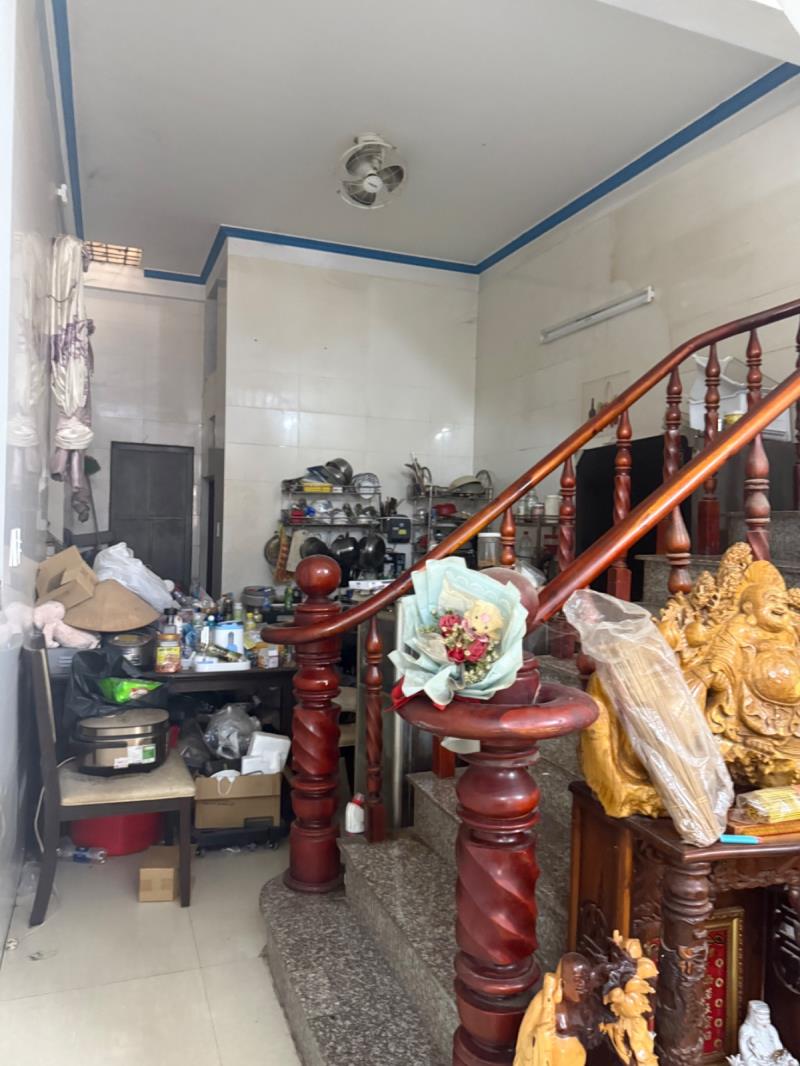 Nhà đẹp – đất rộng – giá chỉ 5 tỷ 4 🔥  📍 thuận giao – thuận an, bình dương 🏡 đất 195m², có 165m² thổ cư 📐 nhà 5,35 × 38m – 1 trệt, 1 lầu, 1 tum 🛏️ 3 phòng ngủ + phòng thờ + phòng gym ✨ nhà xây ch - Ảnh 2