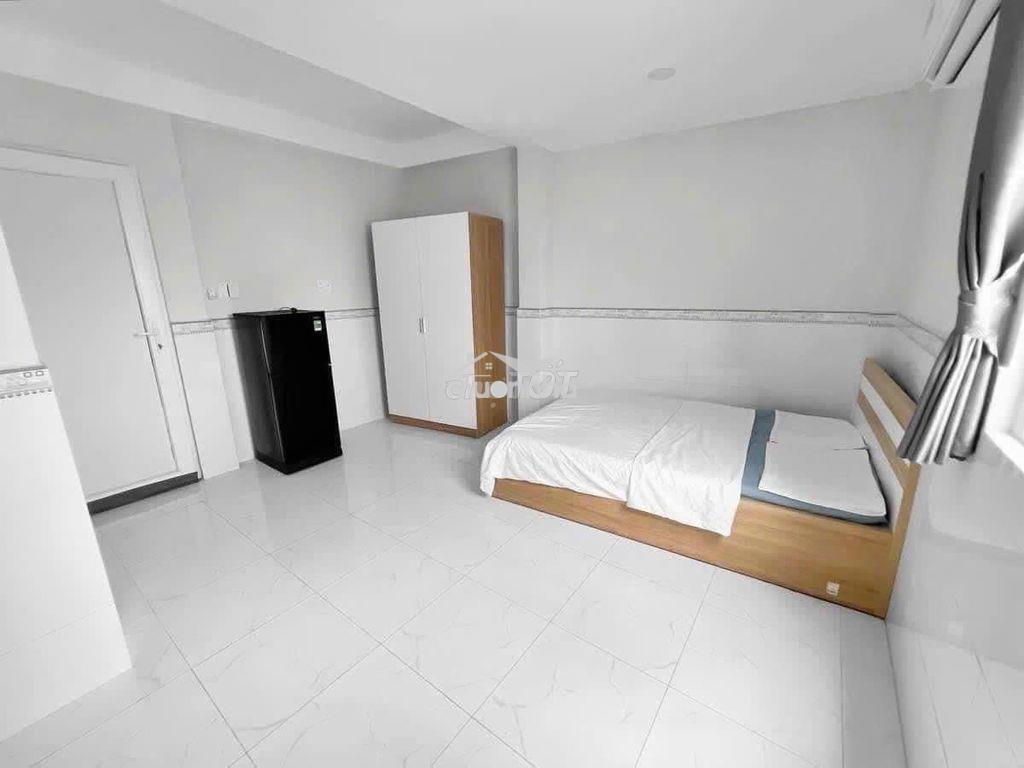 Phòng đón nắng full nội thất - lê văn sỹ, gần nhà thờ ba chuông quận 3 - 4