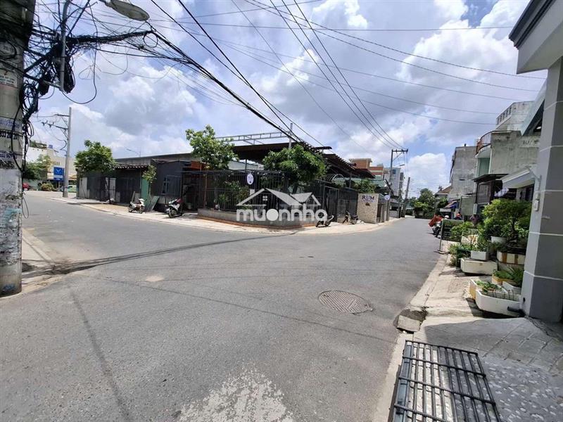 Cho thuê nhà ở và buôn bán ngay mầm non đỗ quyên 3pn 9tr