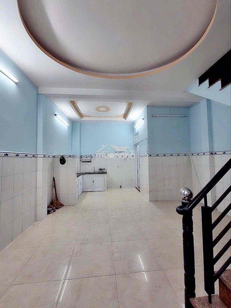 Nhà-nc- 2pn-2wc-gia-10,5tr-tl- nguyễn văn cừ-p1-quận 5 - 4