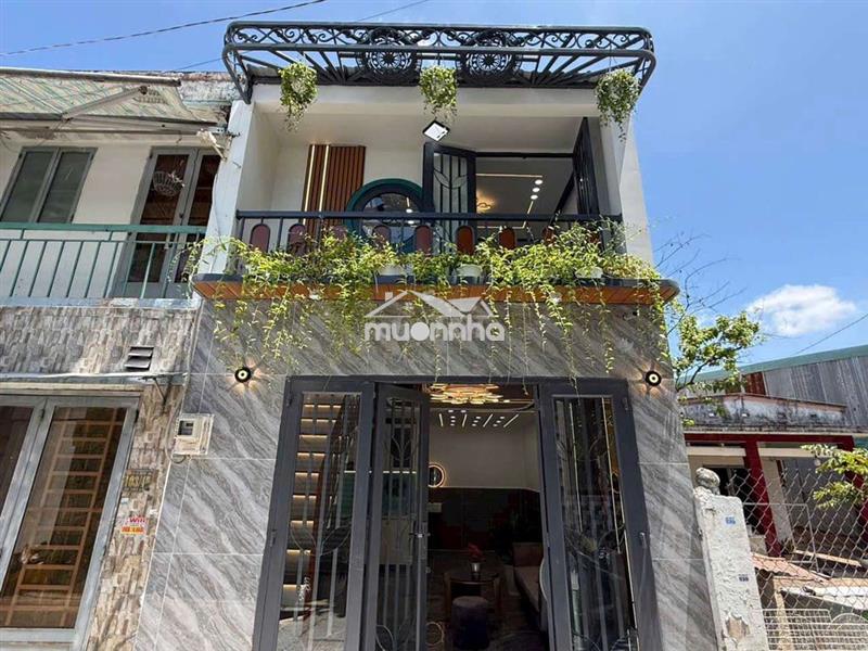 Bán nhà gần chợ bà điểm