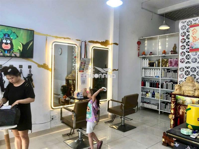 Nhà đẹp đường xe tải - kinh doanh buôn bán được