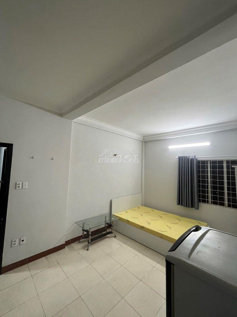 Cần sang gấp nhà trọ 10 phòng quận 10 - 2