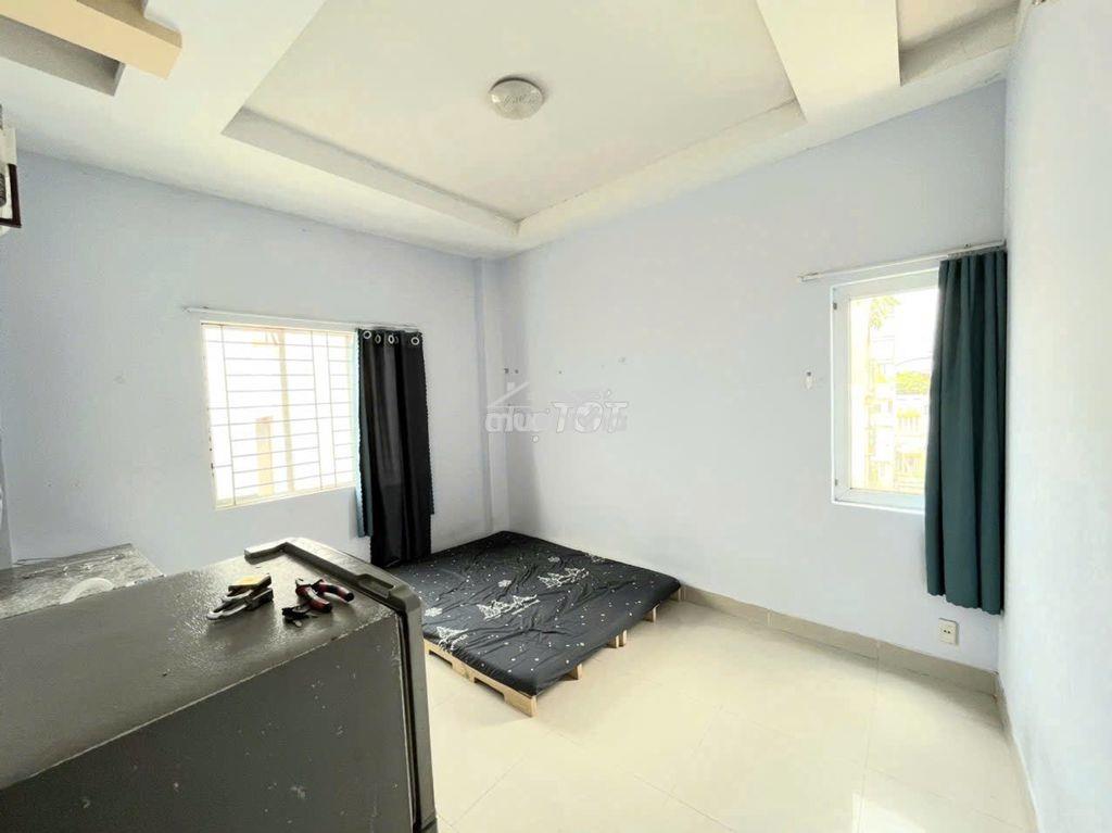 Studio cửa sổ lớn full nt giáp cầu nguyễn văn cừ - Ảnh 2