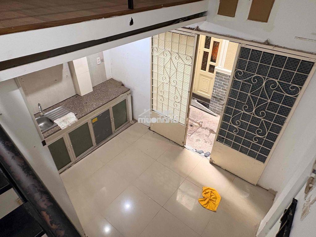 Nhà cho thuê cách trường đại học nguyễn tất thành 200 mét - Ảnh 3