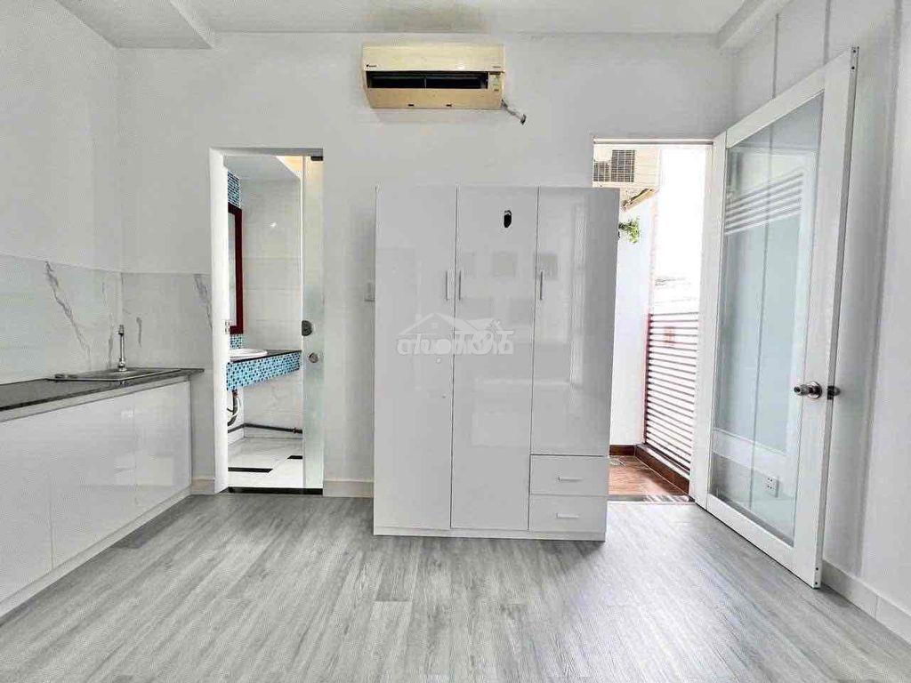 Trống sẵn phòng studio bancol - 2