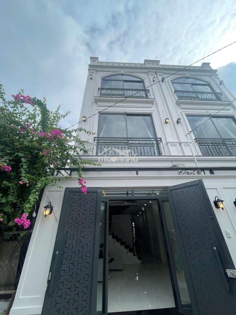 Nhà mới xây 4pn 100% - hẻm 520 quốc lộ 13 gần vạn phúc city
