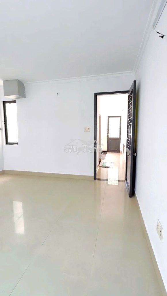 🔵 Cho thuê phòng tầng trệt trần thị ngôi gần trường đh công nghệ sg q8 - Ảnh 2