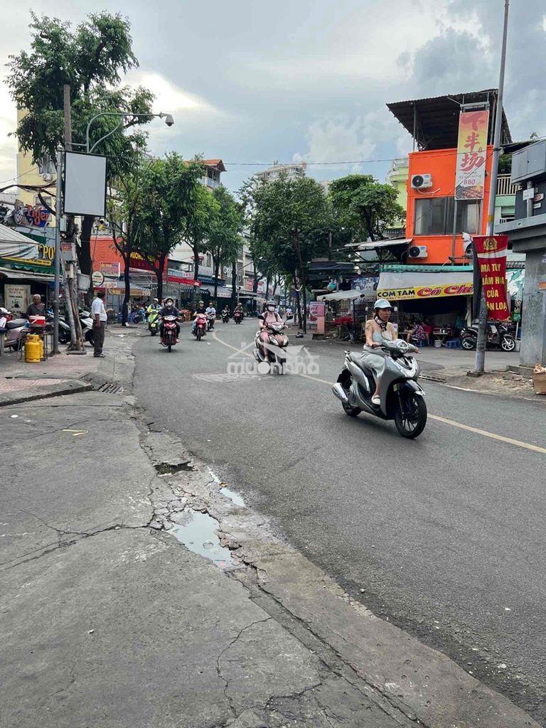 Nhà 2 tầng đoàn văn bơ, quận 4, sát bên quận 1. chỉ 1,88tỷ - 2