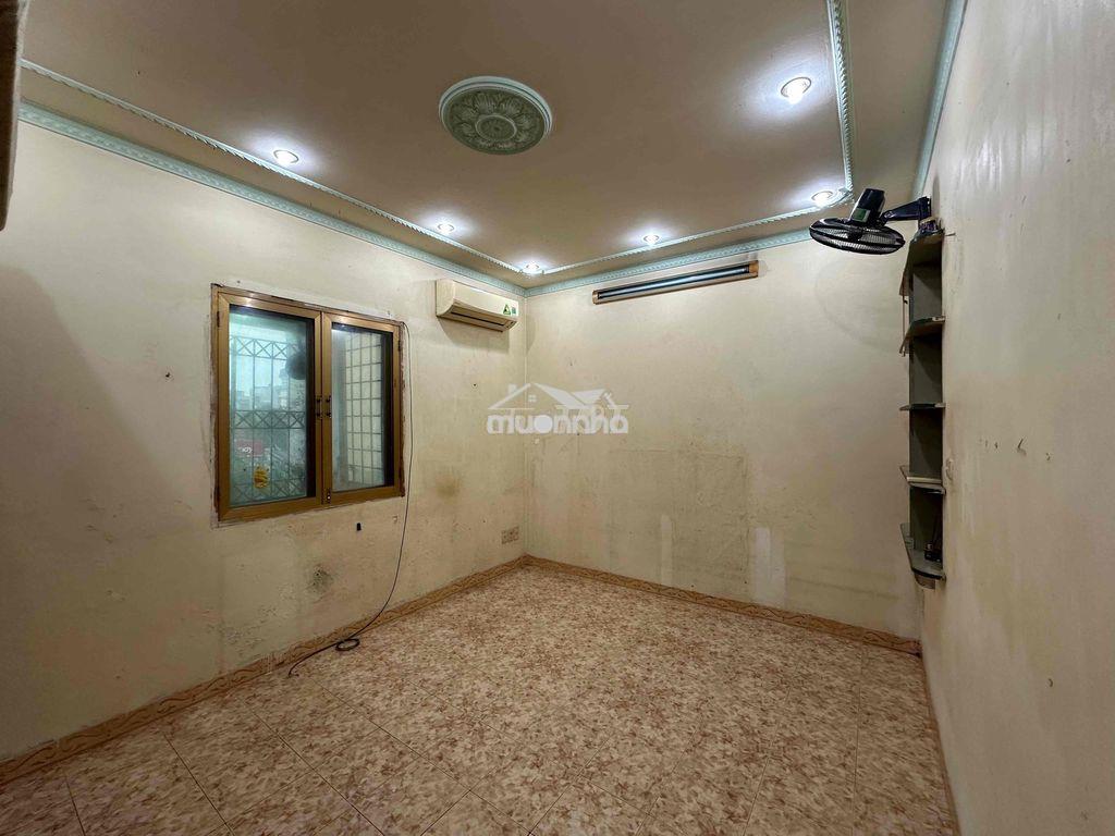 Cho thuê căn hộ tập thể 95 phố láng hạ - Ảnh 3