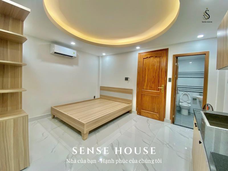 Studio ban công | full nội thất gỗ | toà nhà thang máy | ngay vhu - Ảnh 4