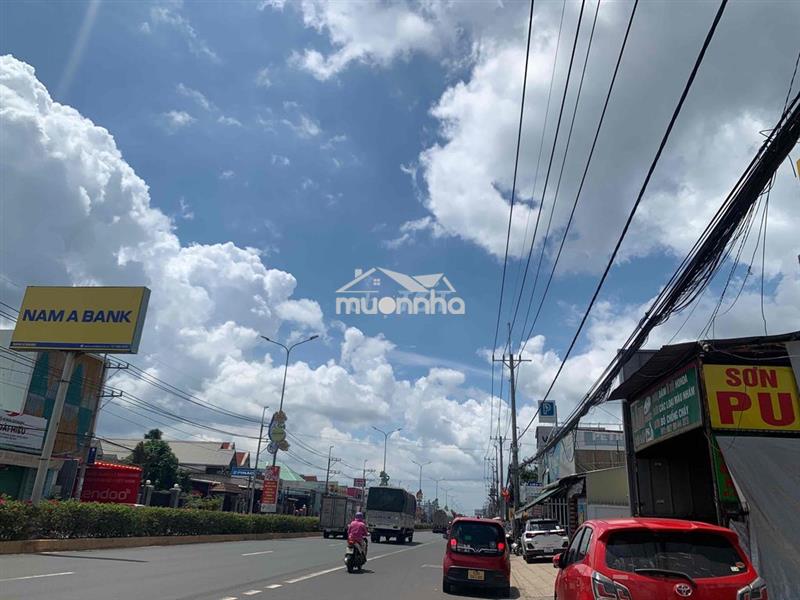 1200m2 ( 20x55 ) ngay quốc lộ 13, cách kcn minh hưng 1km. shr