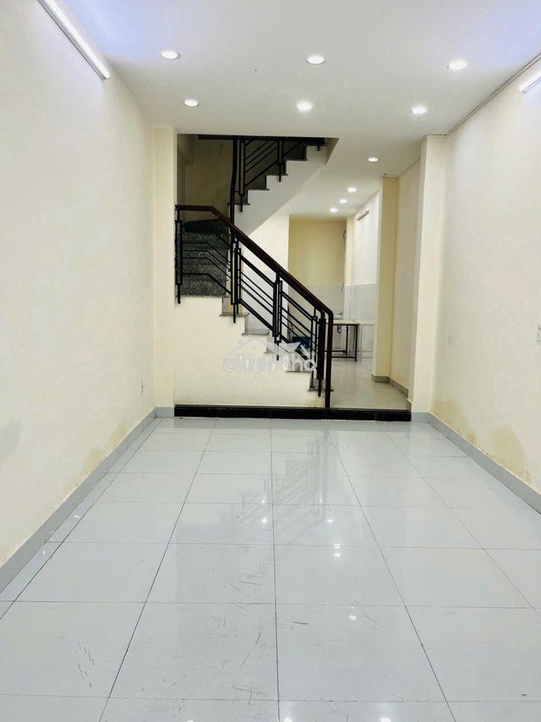 Nhà mới 4pn hẻm xe hơi gần mặt tiền kỳ đồng quận 3
