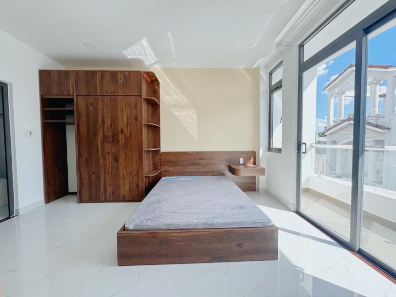 Cho thuê căn hộ ban công 38m2 full nội thất tone gỗ ngay nơ trang long gần chợ bà chiểu giáp quận 1,3 khu an ninh tốt  - Ảnh 2