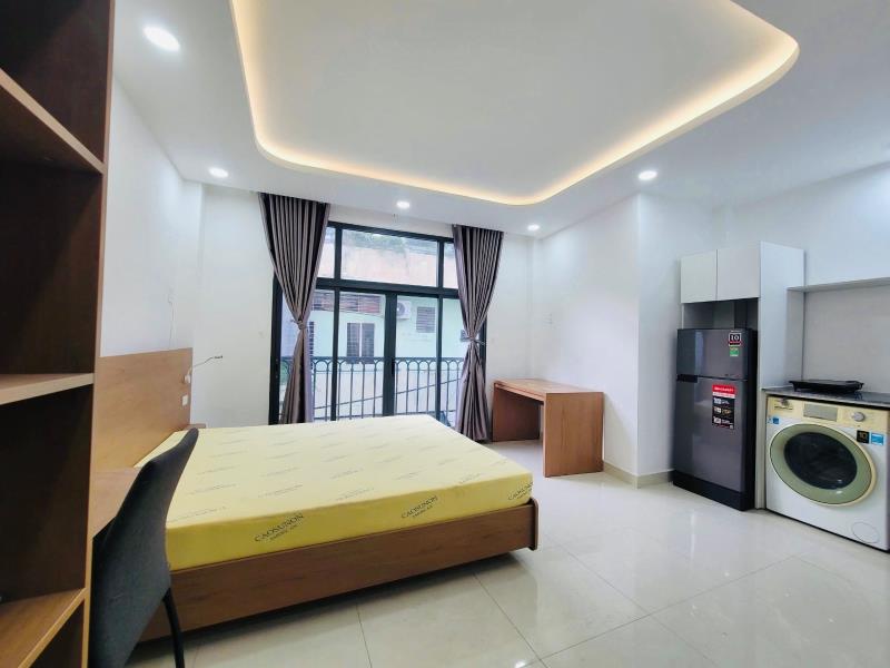 Thuê ngay căn hộ ban công máy giặt riêng ngay nguyễn thượng hiền gần khu phan xích long giáp quận 1,3  - Ảnh 2