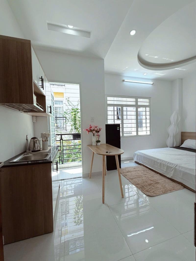 Cho thuê căn hộ nguyễn xí bình thạnh, phòng mới 1 phòng ngủ có ban công lớn, full nội thất