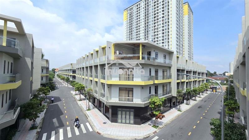 🔥 Bán nhà phố bcons uni valley ngay làng đại học 🏡