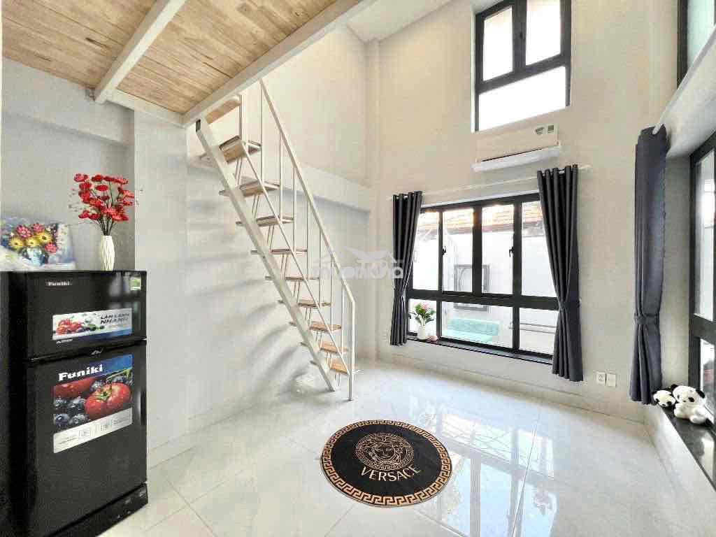 Cho thuê căn hộ duplex cửa sổ lớn thoáng mát ngay trung tâm - Ảnh 4