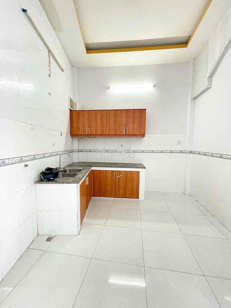 Bán nhà 4 tầng, ngang 6m sát mặt tiền tạ quang bửu p5. q8 - Ảnh 4
