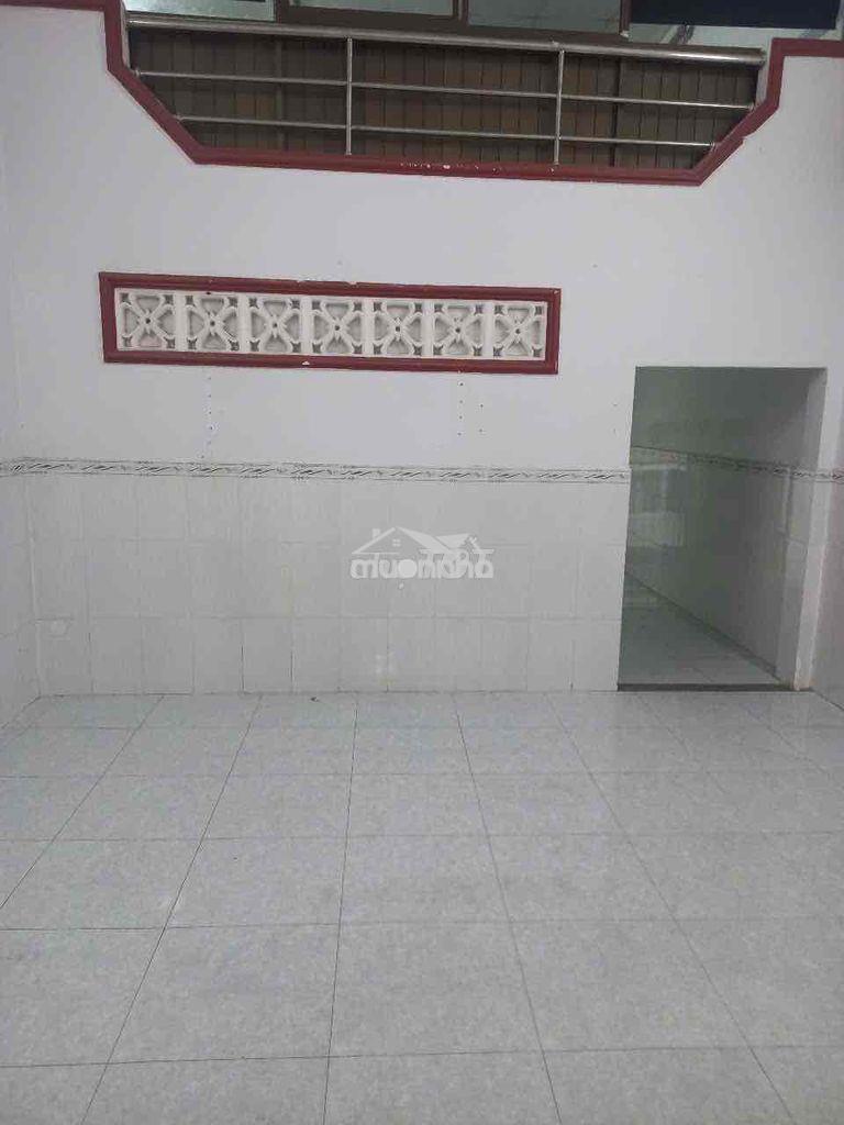 Nhà 7triệu (3 phòng ngủ ) ngay eon tân phú
