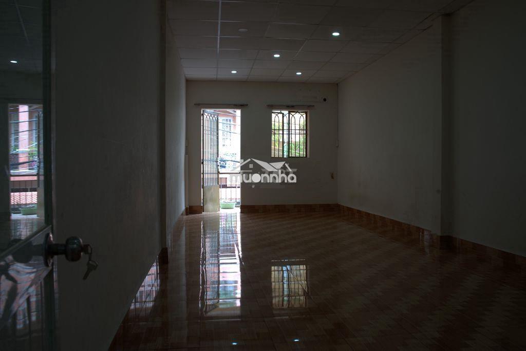 Nhà ngay etown cộng hòa - hẻm xe tải  - Ảnh 4