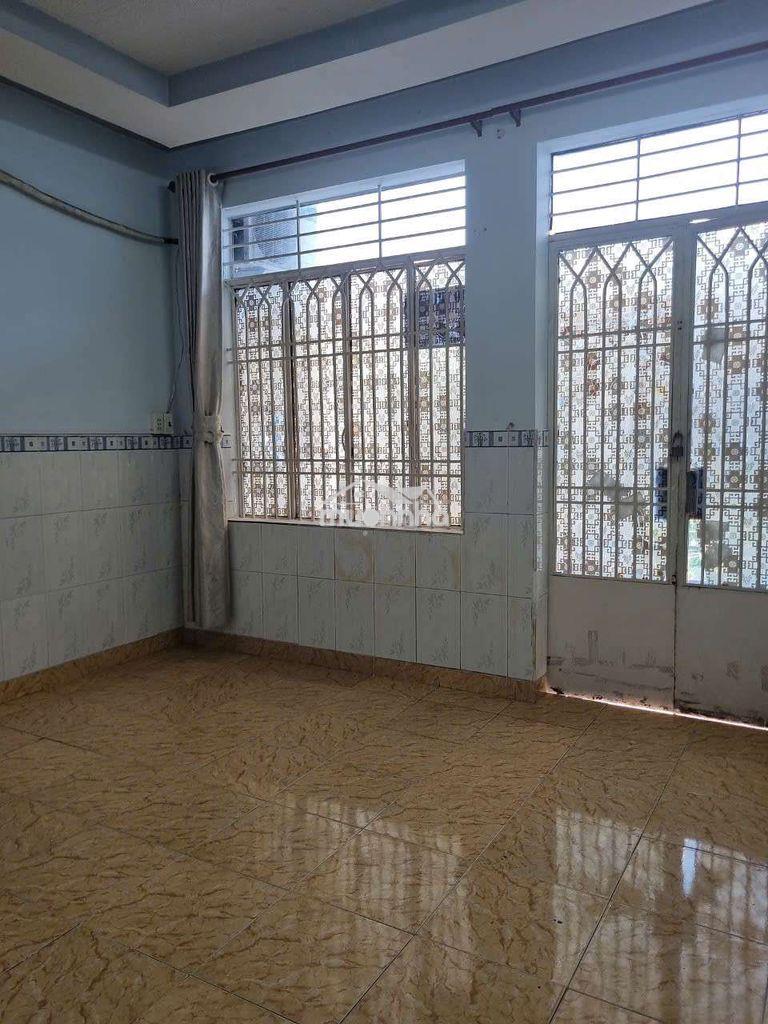 Cho thuê nhà thn 
dt 4x14 -1 lầu -2pn-2wc 
đường xe hoi tới nhà 
 - Ảnh 3