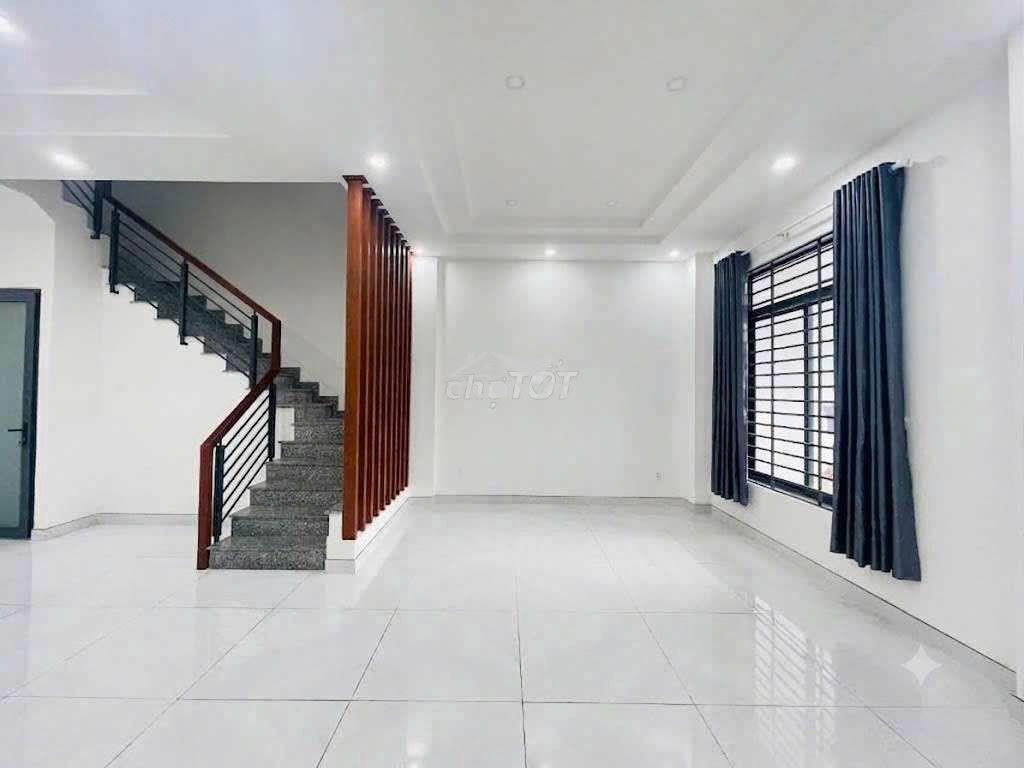 Nhà phố lakeview city trống suốt 4pn 5wc nội thất cơ bản 30triệu - Ảnh 2
