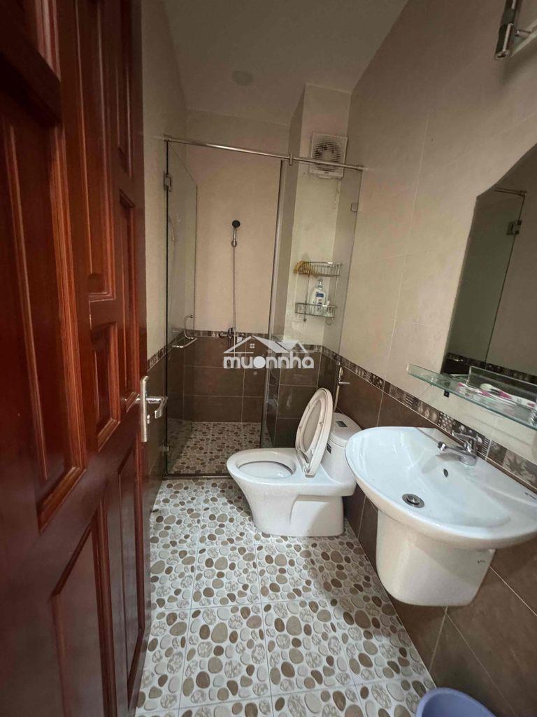 Phòng đầy đủ tiện nghi ngay cao lỗ q8 có ban công bếp riêng - Ảnh 4