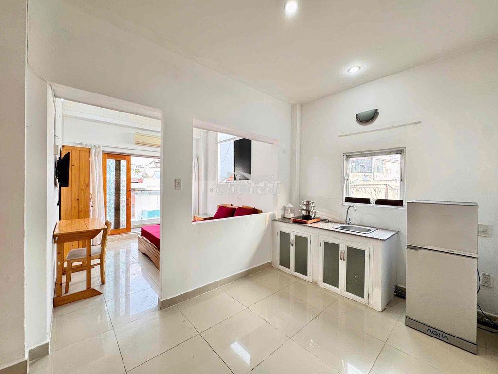 Căn hộ tách bếp full nội thất , thang máy giao trần quang diệu quận 3 - Ảnh 2