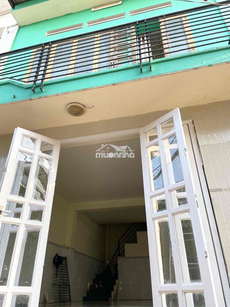 Nhà trống dọn vào ỏ trong ngày