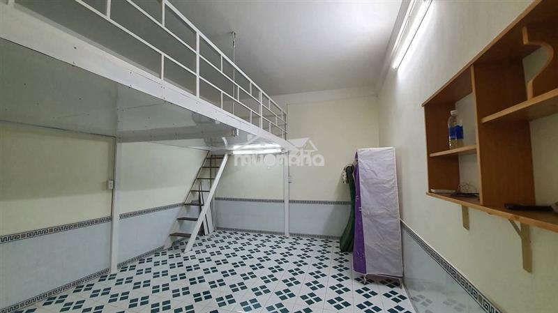 Cho thuê căn hộ c/c bàu cát ii giá chỉ 4tr5