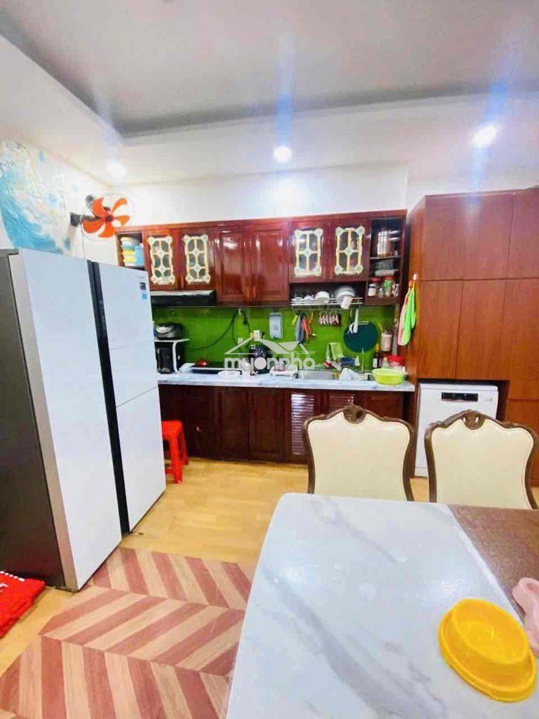 Bán chung cư khánh hội bến vân đồn 2pn 2wc tầng thấp - Ảnh 2