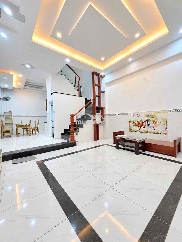 Bán nhà nhà bè hơn 5 tỷ | 52m² | ngang 5m nở hậu | hẻm xe hơi 8m | shr - Ảnh 3