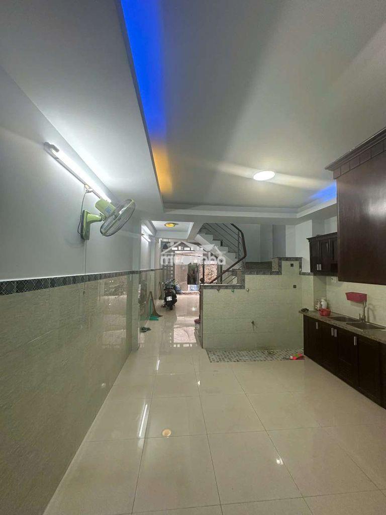 Nhà 5 tầng - hẻm rộng rãi thông thoáng - 3