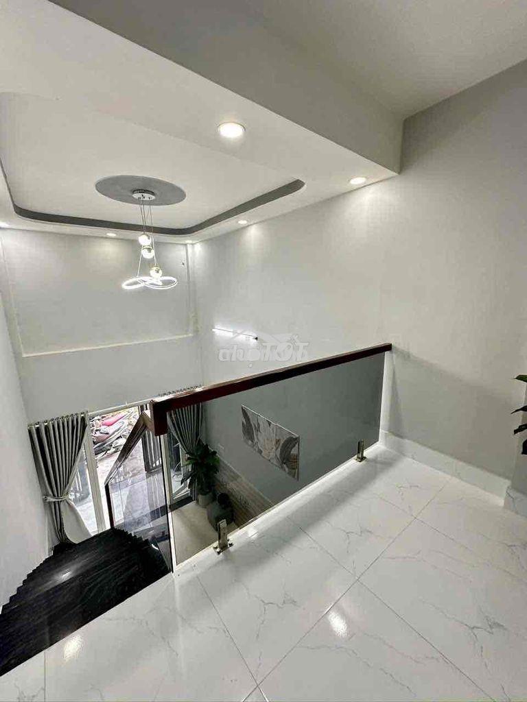 Người thân cần bán nhà đẹp ở lê văn khương - Ảnh 2