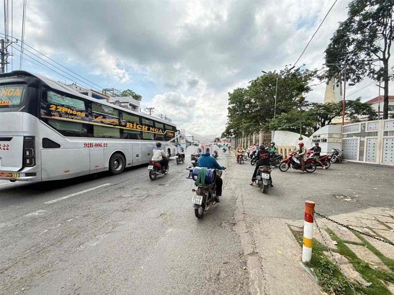 Đất 2 mặt tiền p. hố nai tp. biên hoà ngay giáo xứ thánh tâm