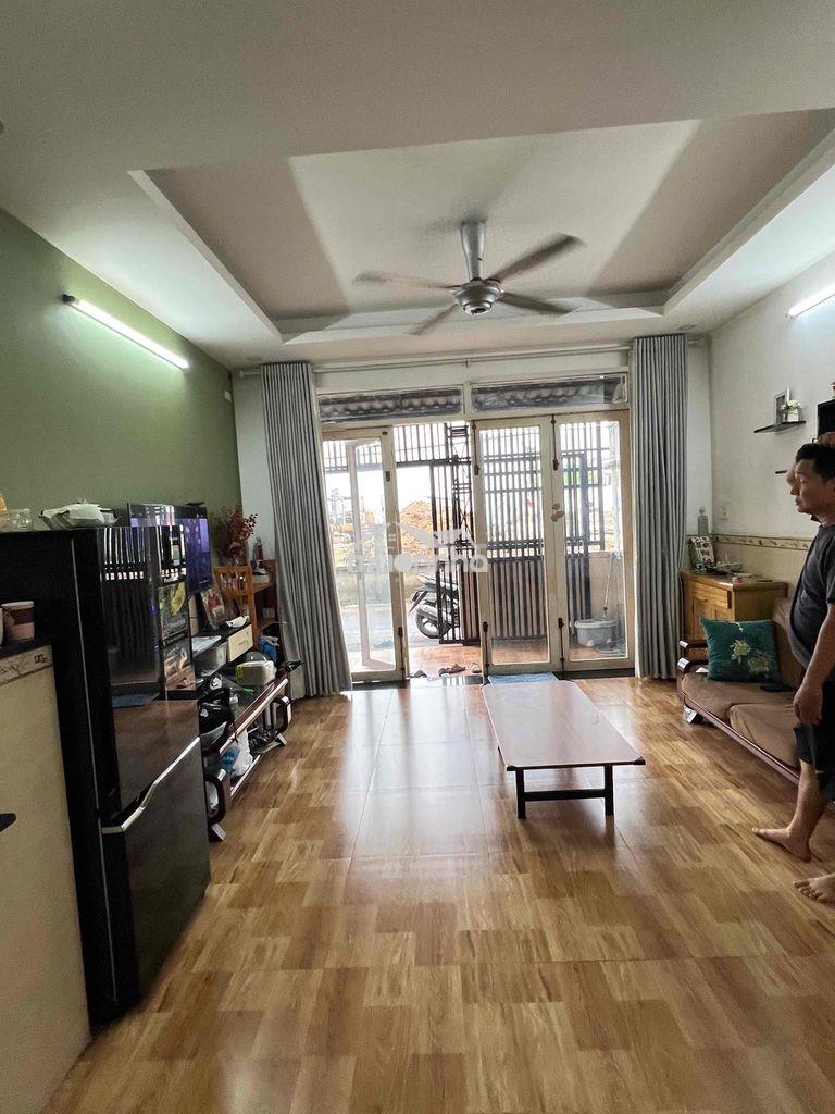 2 tỷ - 38m2  ( 4,2m x 9m ) trệt + 2 lầu đúc btct - Ảnh 2