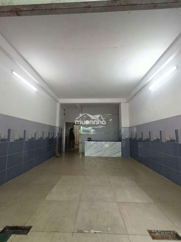 Cho thuê nhà mktd cư xá phú lâm b - có lề rộng, đậu ô tô, kd thoải mái