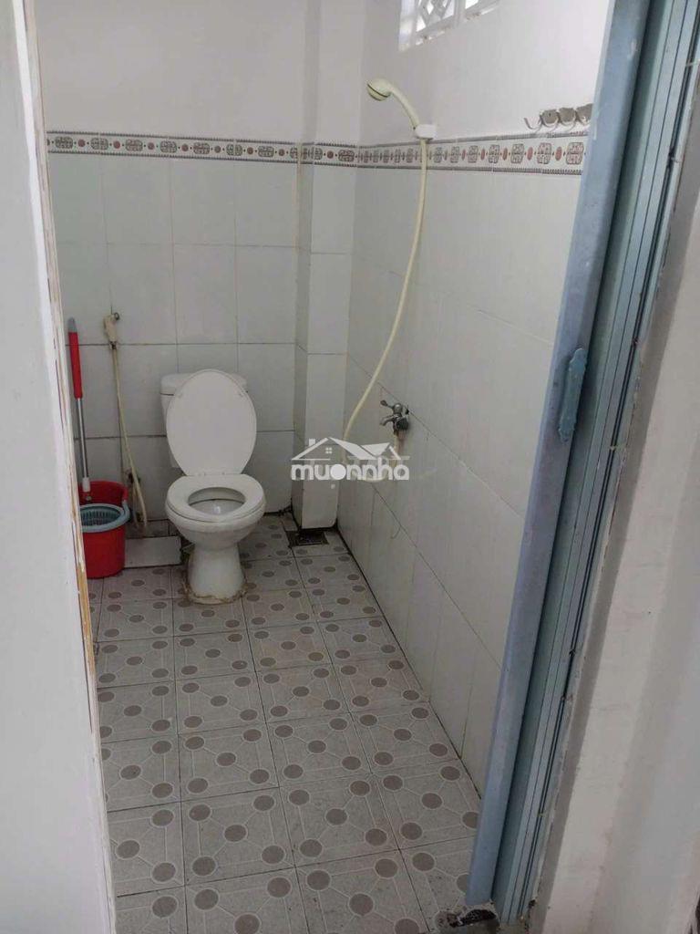 Cho thuê nhà nhỏ dtsd 70m2, 2pn, đường lái thiêu 105 - 4